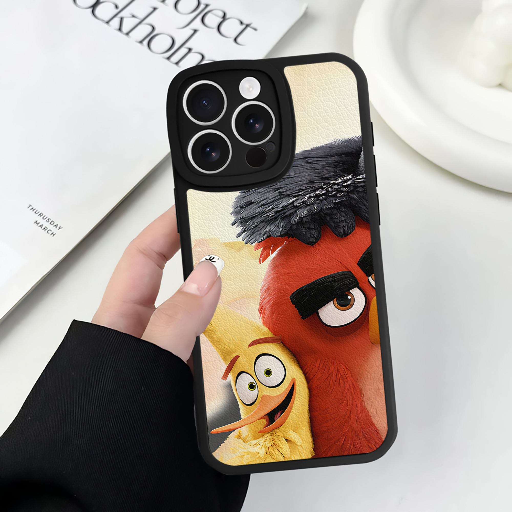 （画像用） Angry Birds アングリーバード 【iPhone 16シリーズ対応】シリコンスマホケース（レザー調） 材質：シリコン